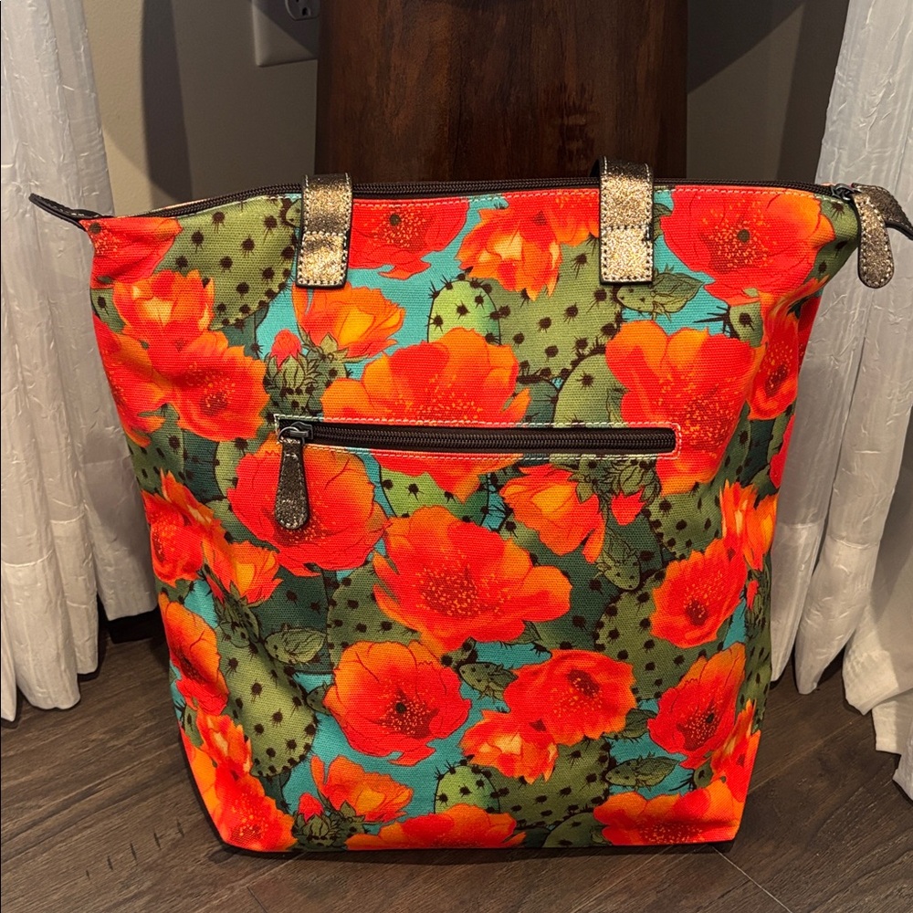Ariat Cruiser Prickly Pear Print,Copper Metallic Genuine Leather straps,large - Picture 3 of 14